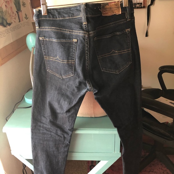 Denim jeans. - Picture 5 of 7